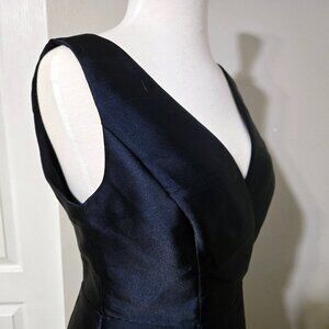 Kay Unger Hattie V Neck Mikado Wrap Floral Midi Dress in Dark Navy Size 4